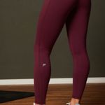 Fabletics Maroon Burgundy Outfit Powerhold Leggings Size XS Sports Bra Small Photo 3