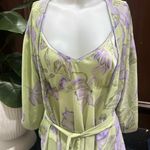 California Dynasty, vintage Floral Green and Purple Women's Robe and nightgown Photo 3