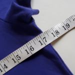 Under Armour  graphic tee size xs Photo 3