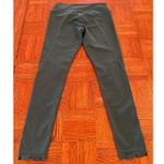 Peloton  Emerald green scalloped ankle legging size small Photo 6