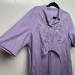 Embroidered Button Front High Low Women's Purple Tunic Size XL Short Sleeve Photo 4