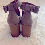 Universal Threads Universal Thread heels NWT Photo 2