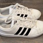 Adidas  Womens Cloudfoam Size 6.5 Photo 1