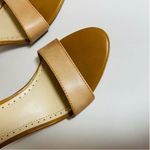 Adrienne Vittadini  Sereen Opaline Leather Sandals Size 8 NWOT Photo 2