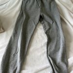 Aritzia Tna sweatpants Photo 0