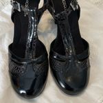Aerosoles  Buttered Role Black Patent Leather T Strap Heels Shoes Snakeskin 10M Photo 4