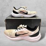 Nike β
Air Winflo 9 Photon Dust Athletic Running Shoes / Sneakers β
Photo 2