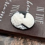 Vintage Black & White Cameo Brooch – Resin Victorian Revival Pin Photo 4
