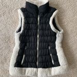 Calvin Klein  puff vest👀 Photo 0