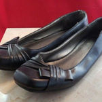 Kenneth Cole  Reaction Square Toe Black Ballet Flats with Bow Detail Size 6 Photo 0
