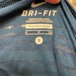 Nike  Dri-Fit Deep Turquoise S/S Thin Fabric Pullover Shirt Size Small EUC #6621 Photo 5