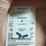 Old Navy  medium seamless go-dry performance crop top long sleeve thumb hole nwt Photo 6