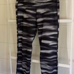 Athleta Capri Leggings Photo 3