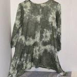 C’EST LA VIE BRAND GREEN TIE DYE ASYMMETRICAL HEMLINE SIZE LARGE
SUPER SOFT💚 Photo 3