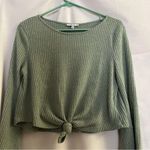 Iris Women’s Green Long Sleeve Crop Size M Photo 2