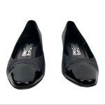 Salvatore Ferragamo VTG Navy Dual Texture Patent Cap Toe/Leather Heels Pumps 9 Photo 2