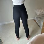 SKIMS : Black Waffle Leggings Photo 3