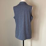IZOD  Women's Blue Melange Sleeveless Collared Golf Blouse‎ Shirt Size Large Photo 4
