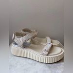 Dolce Vita‎ NWOT Women's Debra Sandals Ivory Suede Size 10 Photo 2