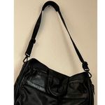 Tumi 9621D3 Alpha Black Leather Expandable Messenger shoulder Laptop Photo 2