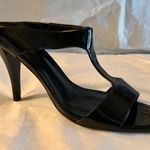 Nine West Slip on Sandals EUC Photo 0