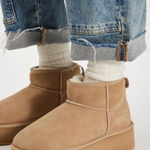 Free People  platform Uggs  Photo 0