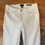 Jones New York Size 6 White Madison Slim Ankle Jeans Photo 2