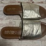 Bella Vita  Gold Slip On Sandals Women's Size 9.5 Italy Italian Vacation Classy Photo 3