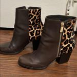 Michael Kors 💖 Silvy Animal Print Heeled Ankle Booties Photo 3