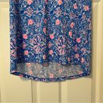 Lilly Pulitzer  Etta V-neck Blue Peri Takin it Easy top size XS Photo 2