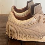 Esseutesse Shoe Size 39 Beige Leather Upper Metallic Foil Fringe Sneakers Tan Photo 1