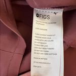 FIGS  Women's Catarina One-Pocket V-Neck Scrub Top - Mauve Size Small Photo 7