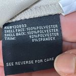 New Balance Women's Cream Hooded Running Windbreaker Jacket with Pocket Size XL Photo 7