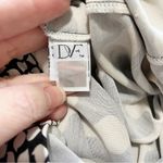 Diane Von Furstenberg  DVF Silk V Neck 3/4 Sleeve Shift Dress Black White Size 0 Photo 5