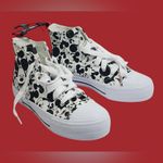 Disney  Women's Mickey Mouse High-Top Lace-Up
Sneakers Size 6 Photo 2
