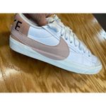 Nike Blazer Low 77 Jumbo Sneakers Women's 11 White Athletic Shoes DQ1470-102 S26 Photo 7