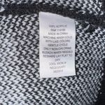 a.n.a A New Approach Oversized . V-Neck Black White Plaid Sweater XL Photo 6