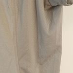 Head  Athletic tee Gray breathable material short sleeve Small Photo 2