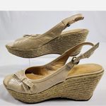 Naturalizer  Cream Wedge Sandals Photo 1