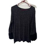 Bobeau  Knit Top M Gray Fuzzy Sleeve Cuffs Photo 2
