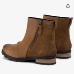 Sorel  brown leather Chelsea boots size 6 Photo 2