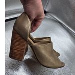 Fortress of Inca Anthropologie Metallic Gold Leather Heels Shoes Size 38 Photo 6