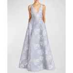 Monique Lhuillier NWT  Madeline Jacquard Gown Ice Gray Silver Size 2 Photo 6