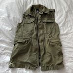 Urban Outfitters vest Photo 2