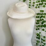 Vintage Cream Bow Hat White Photo 3
