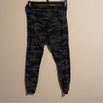 Athleta Elation Camo 7/8 Tight Leggings Black Gray- Size Small Photo 3