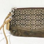 Coach  MINI SIGNATURE C MAHOGANY SUEDE LEATHER TRIM PURSE BAG WALLET WRISTLET Photo 1