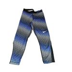 Nike pro capri activewear leggings size small blue black and gray pattern 21” in Photo 1
