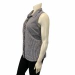 cj banks 3X  Gingham Sleeveless Button Down Blouse Photo 1