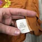 Decree Rustic Orange Tank Top; size Medium Women’s Photo 5